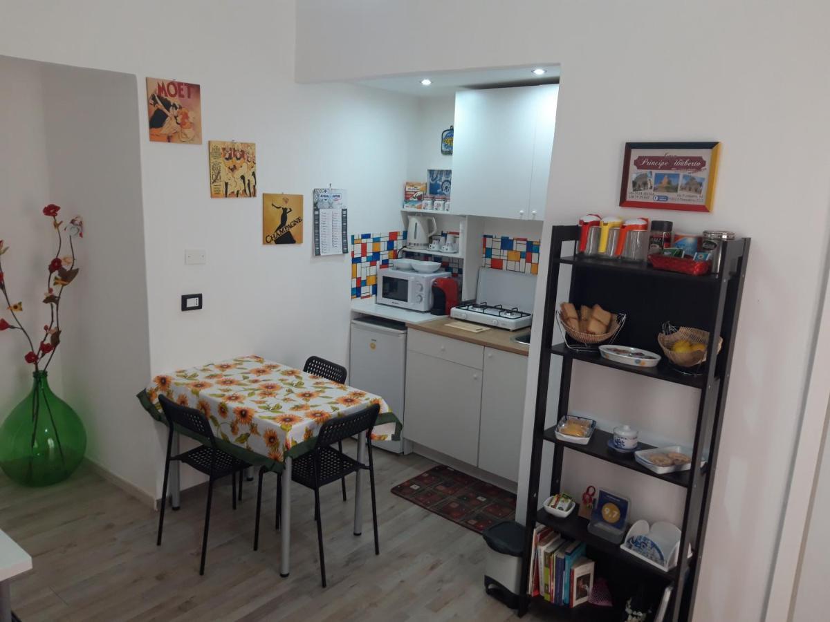 Casa Principe Umberto Apartamento Mazzarino Exterior foto